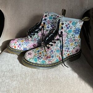 Dr. Martens Floral Print Combat Boots - Multicolor
